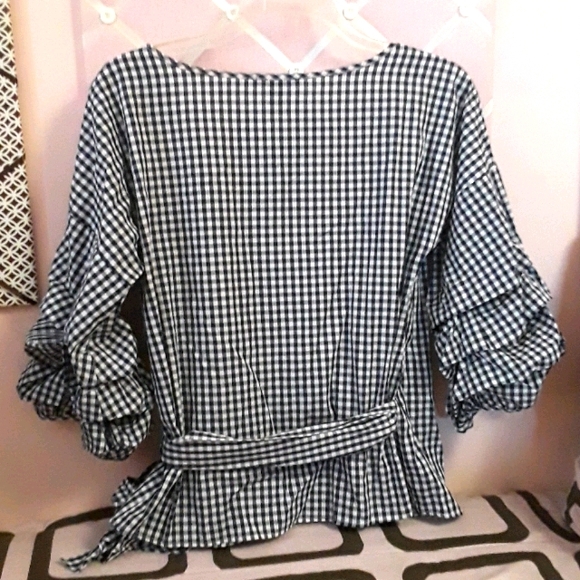 NWT Forever 21 Women's Wrap-Around Tie Top B&W - Picture 4 of 16